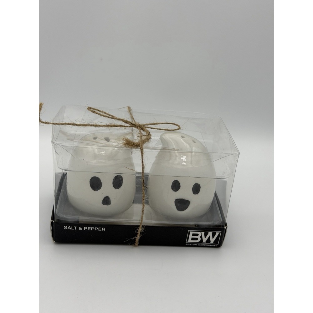 Halloween Ghosts Ceramic Salt & Pepper Shakers By Boston Warehouse ~ New